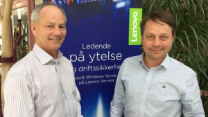 Morten Johansen og Espen Hjertø hos serveravdelingen til Lenovo.